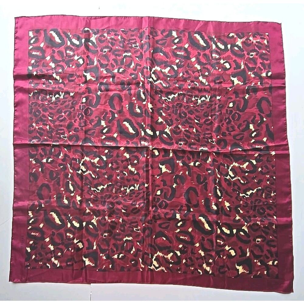 Authentic Kkusebo Leopard Burgundy‎ Polyester Scarf Scarf abt 35" x 34" U308
